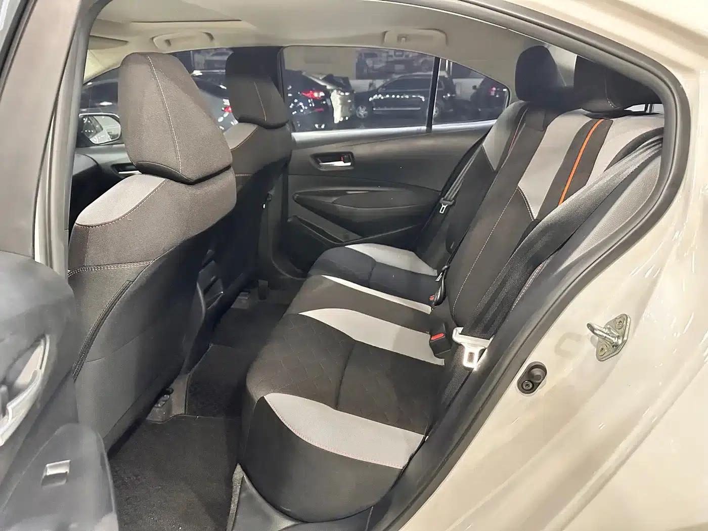2023 Toyota Corolla 1.2T Elite Edition — миниатюра 6