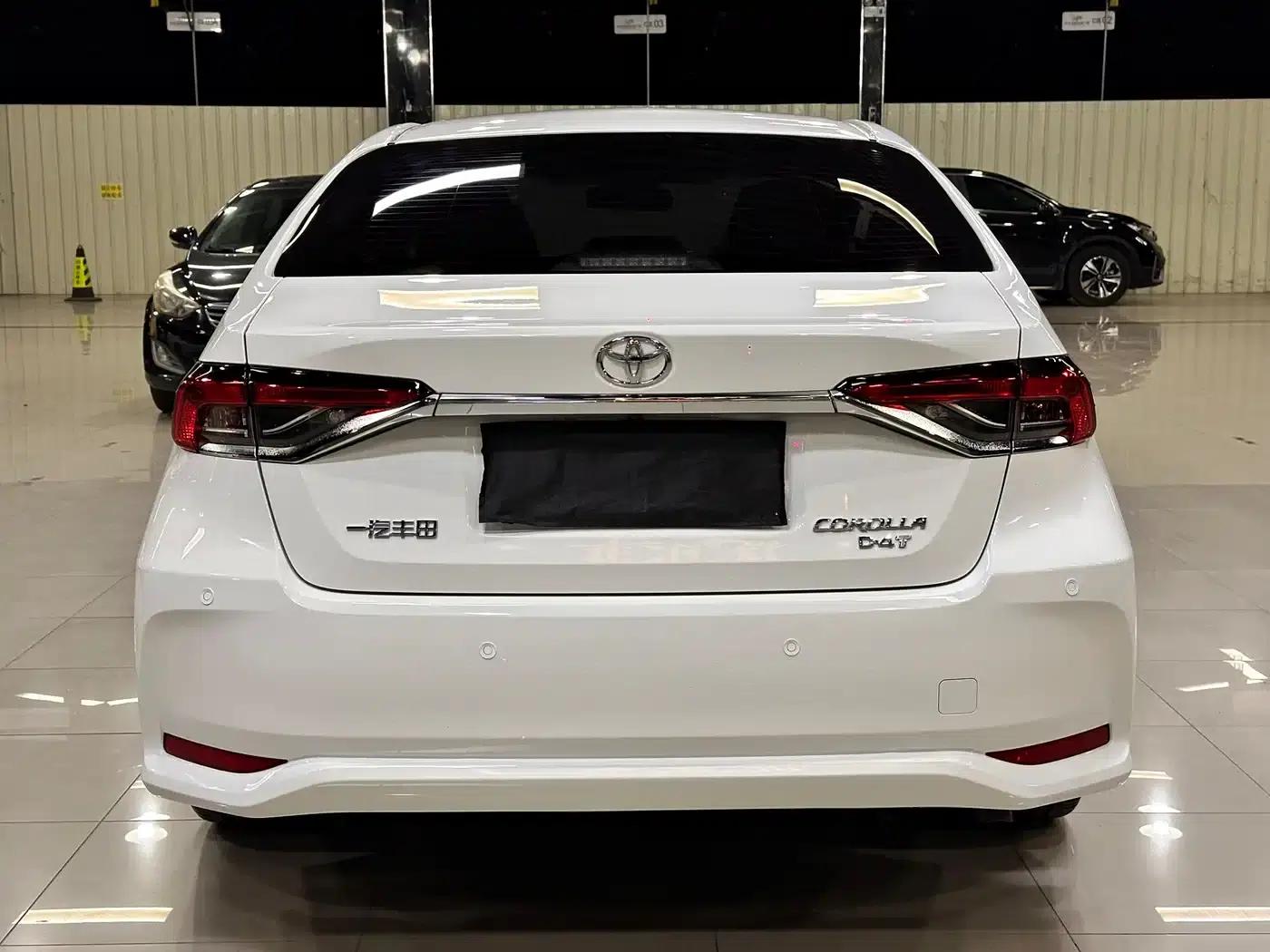2023 Toyota Corolla 1.2T Elite Edition — миниатюра 10