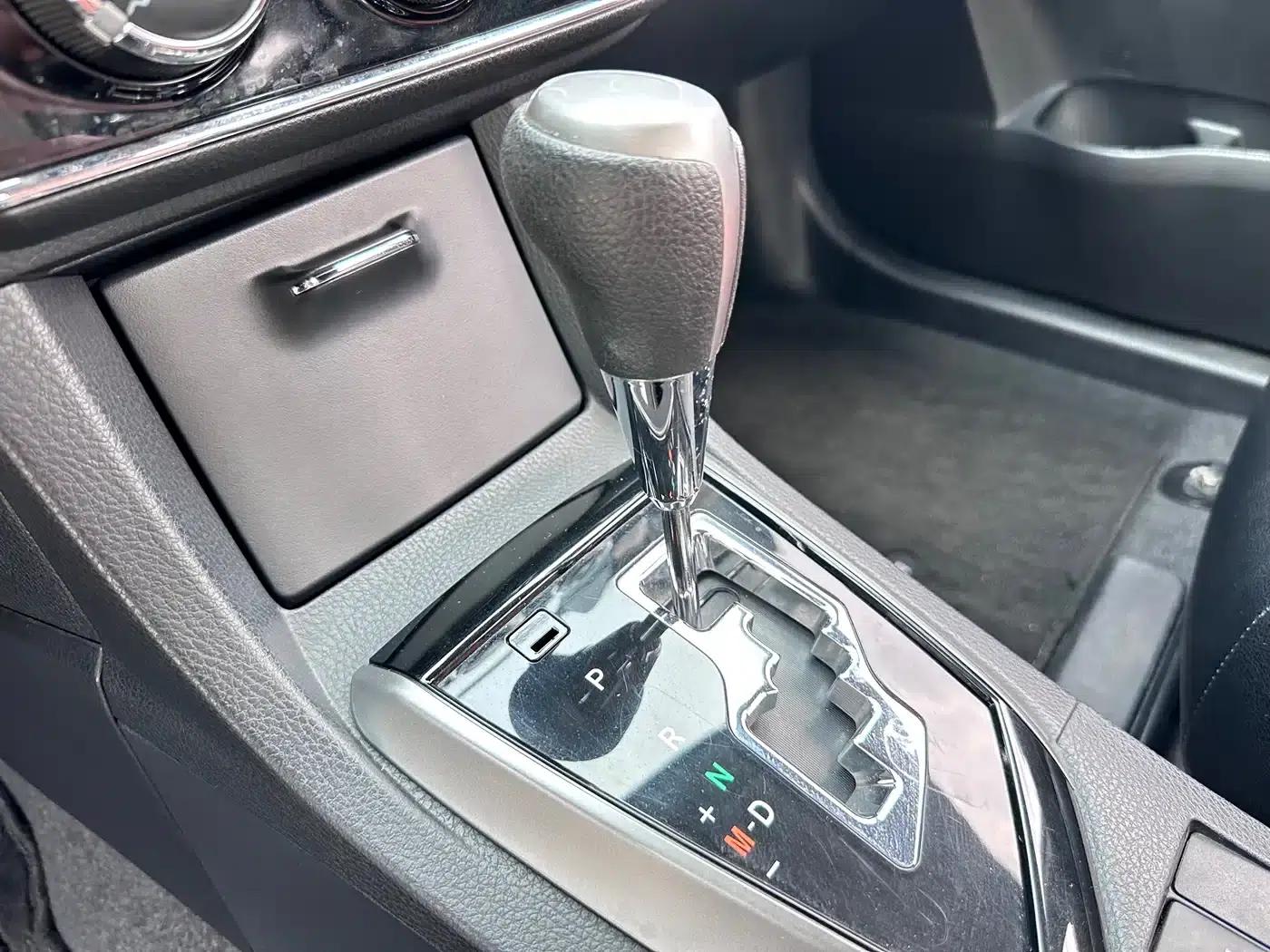 2017 Corolla 1.6L CVT GL — миниатюра 13