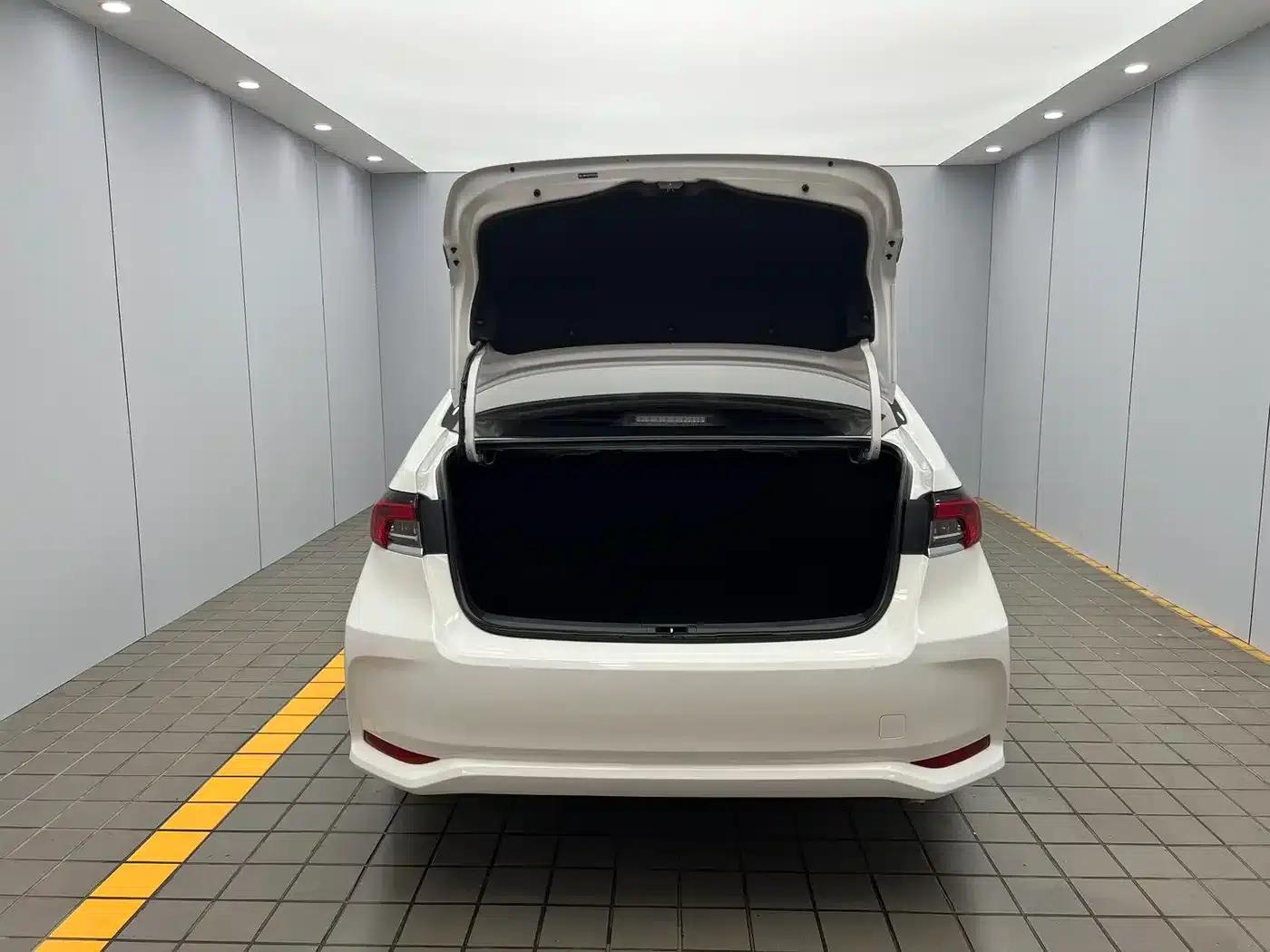 2021 Toyota Corolla 1.2T S-CVT Elite PLUS Edition — миниатюра 19