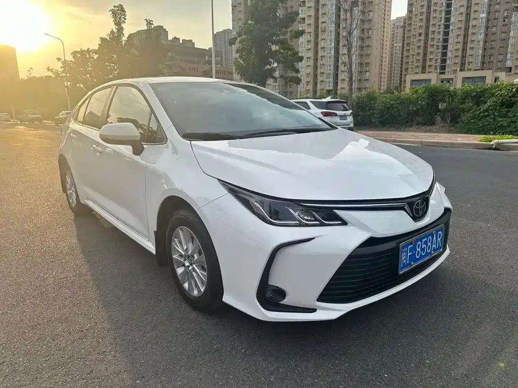 2022 Toyota Corolla 1.2T S-CVT Pioneer PLUS Edition — миниатюра 3