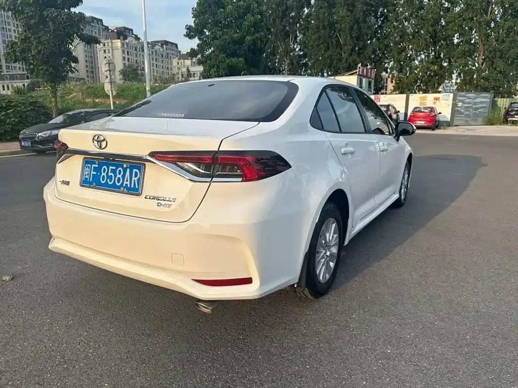 2022 Toyota Corolla 1.2T S-CVT Pioneer PLUS Edition — миниатюра 10