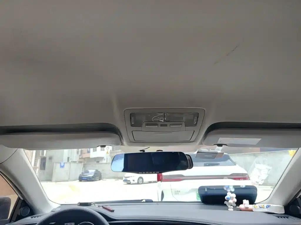 2014 Corolla 1.6L CVT GL — миниатюра 9