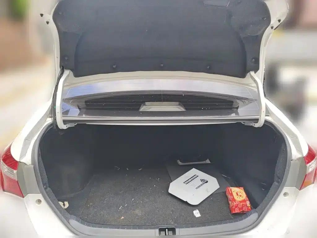 2014 Corolla 1.6L CVT GL — миниатюра 10