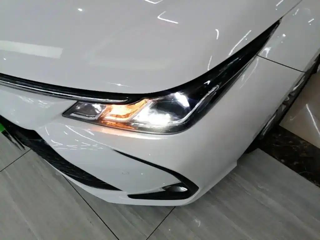 2023 Toyota Corolla 1.8L Intelligent Hybrid Elite Edition — миниатюра 24