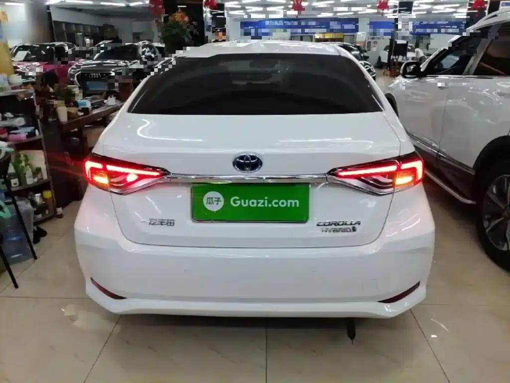 2023 Toyota Corolla 1.8L Intelligent Hybrid Elite Edition — миниатюра 6