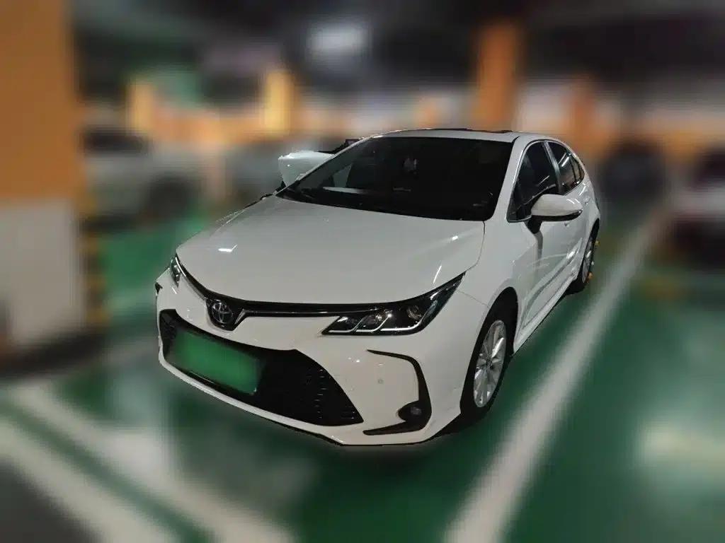 2021 Toyota Corolla 1.2T S-CVT Luxury Edition — миниатюра 2