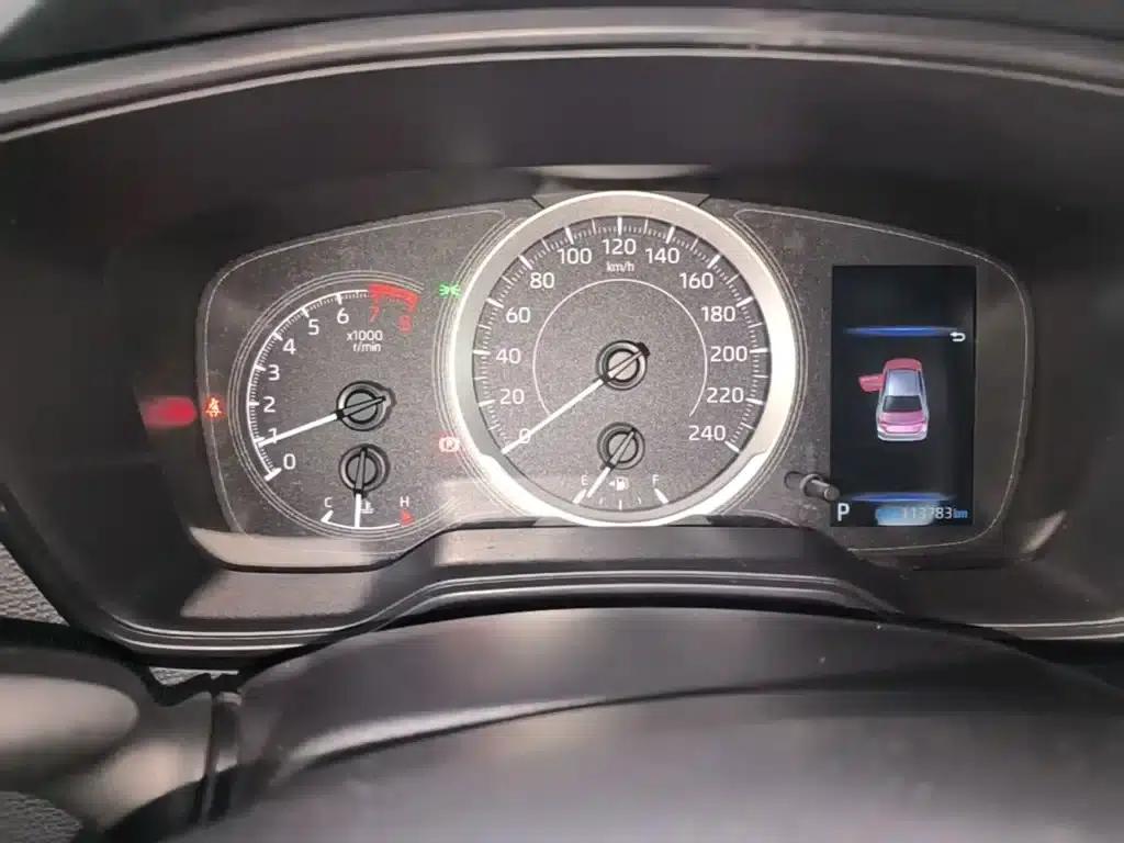 2021 Toyota Corolla TNGA 1.5L CVT Elite Edition — миниатюра 12