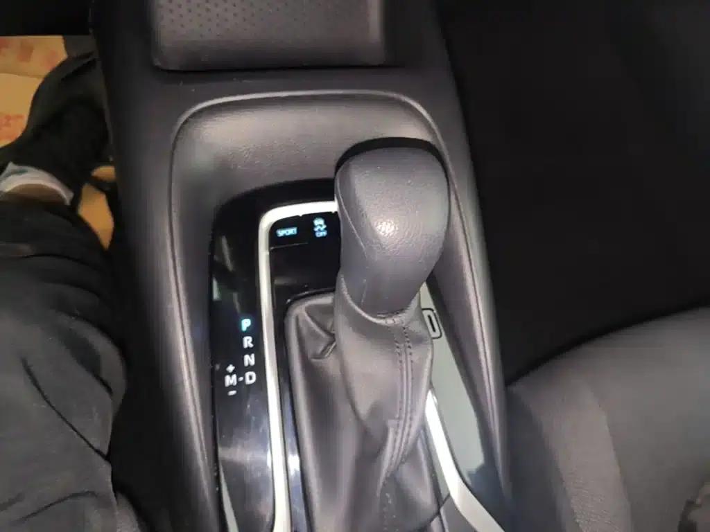 2021 Toyota Corolla TNGA 1.5L CVT Elite Edition — миниатюра 14