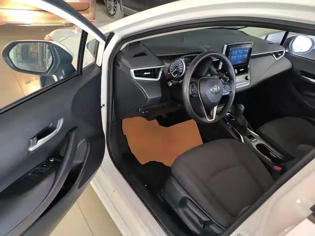 2021 Toyota Corolla TNGA 1.5L CVT Elite Edition — миниатюра 16