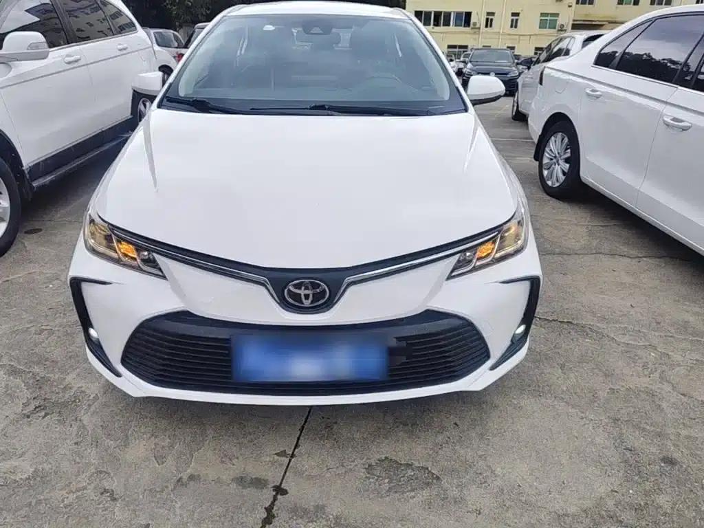 2022 Toyota Corolla 1.2T S-CVT Pioneer PLUS Edition — миниатюра 3