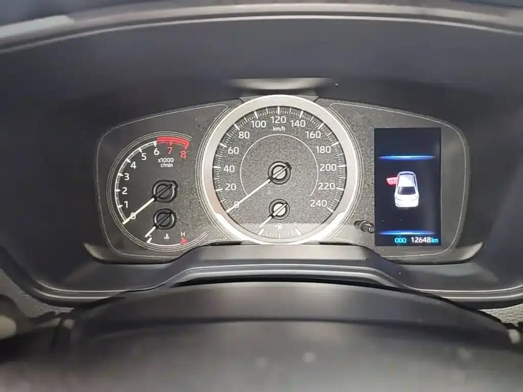2023 Toyota Corolla 1.2T Elite Edition — миниатюра 12