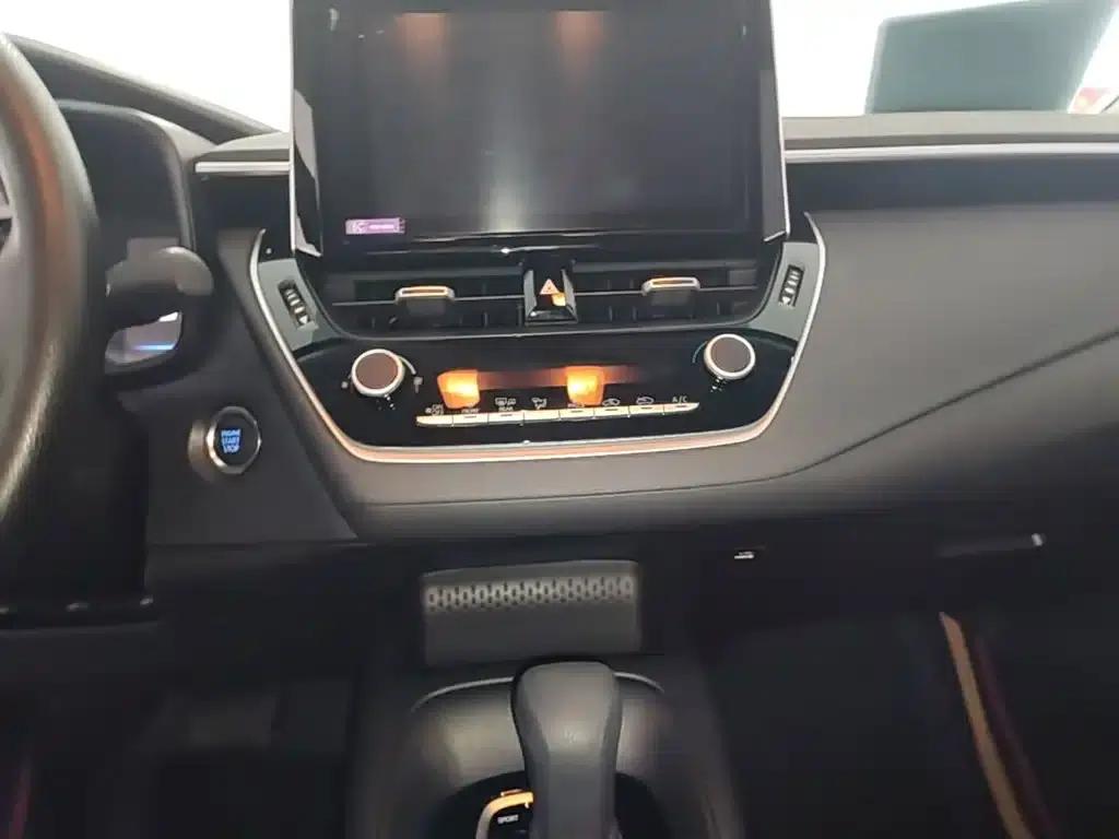 2023 Toyota Corolla 1.2T Elite Edition — миниатюра 13