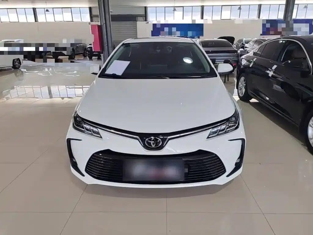 2023 Toyota Corolla 1.2T Elite Edition — миниатюра 3