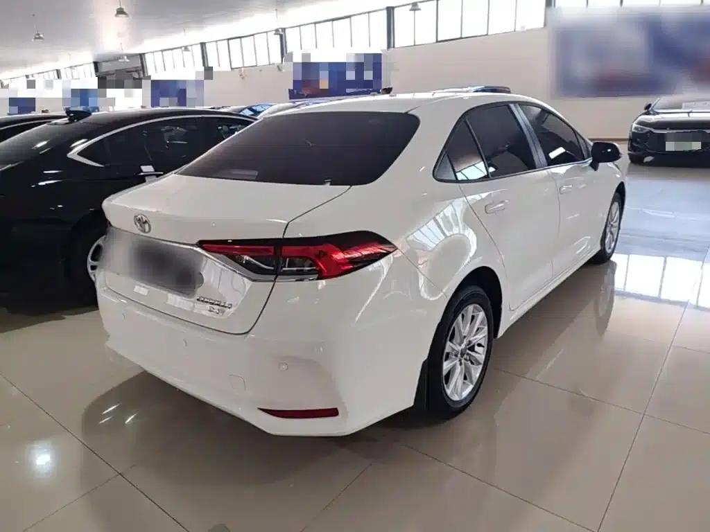 2023 Toyota Corolla 1.2T Elite Edition — миниатюра 7