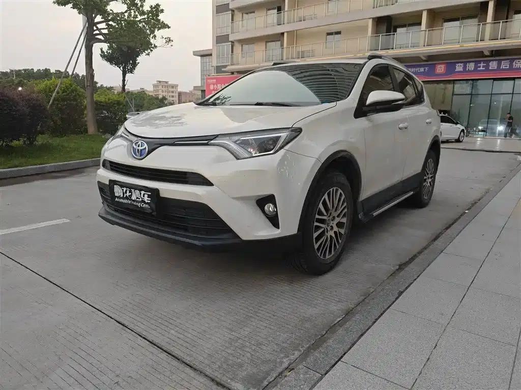 2016 Toyota RAV4 2.0L CVT 2WD Urban Edition (National V Emission Standard) — миниатюра 1