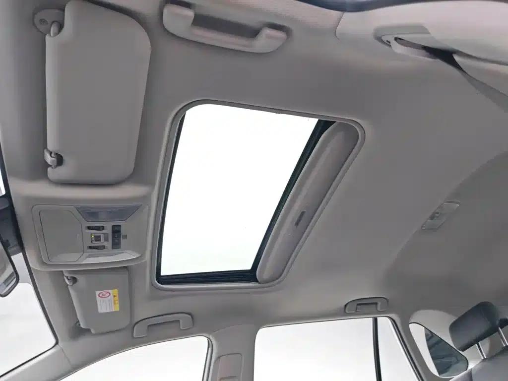 2022 RAV4 2.0L CVT 2WD Fashion Plus Edition — миниатюра 14