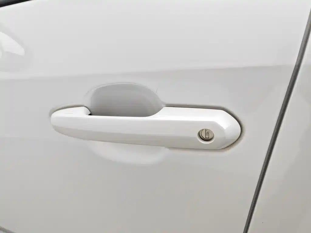 2022 RAV4 2.0L CVT 2WD Fashion Plus Edition — миниатюра 18