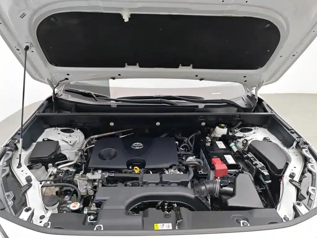 2022 RAV4 2.0L CVT 2WD Fashion Plus Edition — миниатюра 6