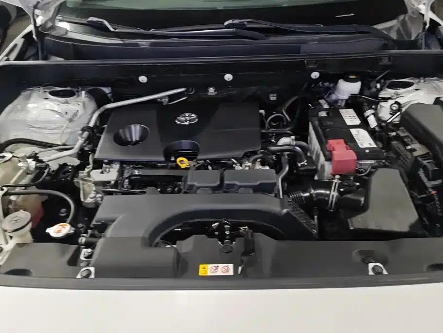 RAV4 2020 2.0L CVT 2WD Fashion Edition — миниатюра 10