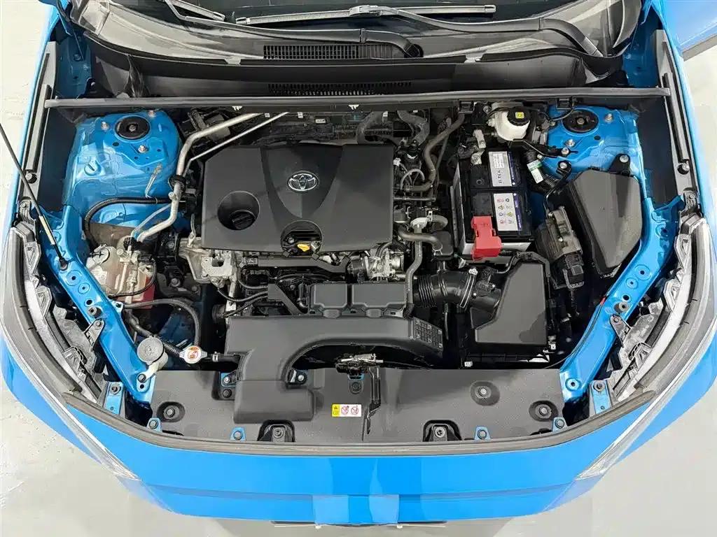 RAV4 2020 2.0L CVT 2WD Fashion Edition — миниатюра 12
