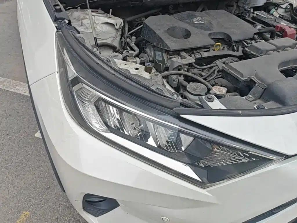 RAV4 2020 2.0L CVT 2WD Fashion Edition — миниатюра 13