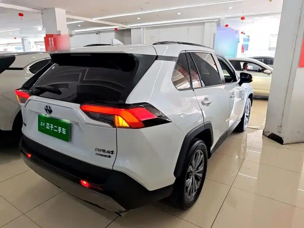 2023 RAV4 Hybrid 2.5L E-CVT 2WD Elite Plus Edition — миниатюра 7