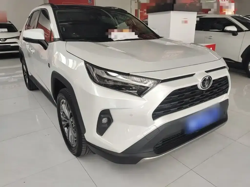 2023 RAV4 2.0L CVT 2WD 20th Anniversary Platinum Edition — миниатюра 4