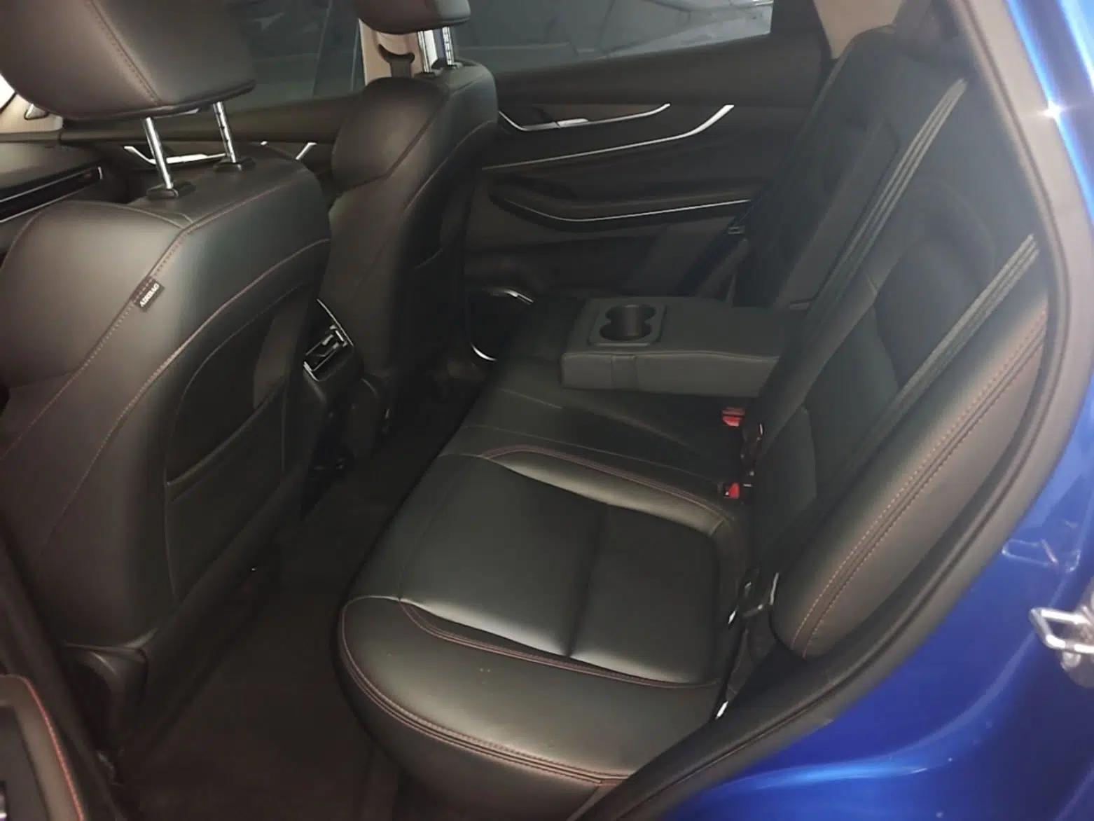 EXEED Zhuifeng 2022 Chasing the Waves Edition 1.5T CVT Wind-Chasing Edition — миниатюра 25
