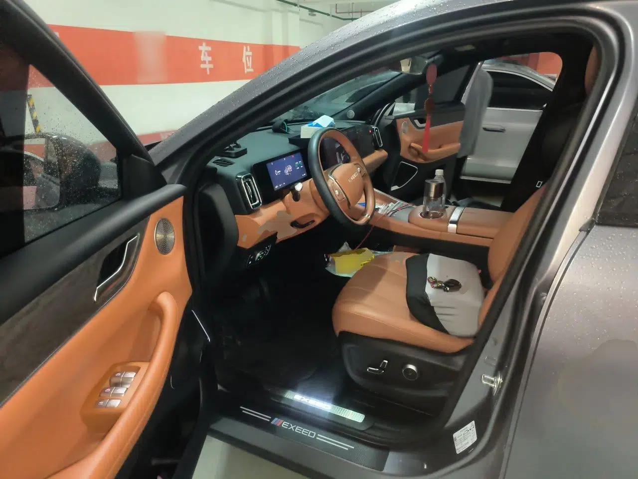 EXEED ET5 2026 210 LiDAR Smart Luxury Edition — миниатюра 16