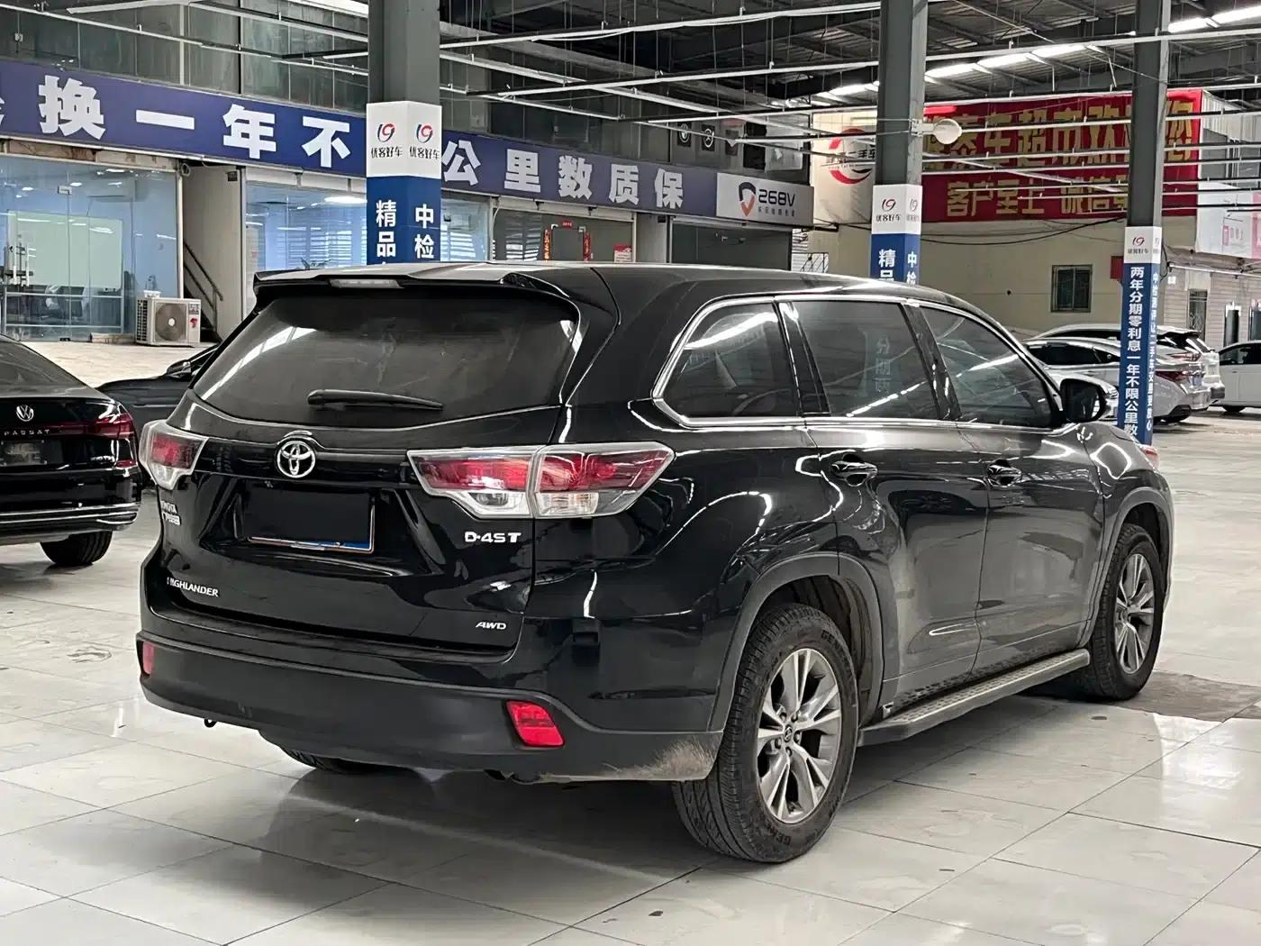 2015 Highlander 2.0T AWD Elite Edition 7-seater — миниатюра 16
