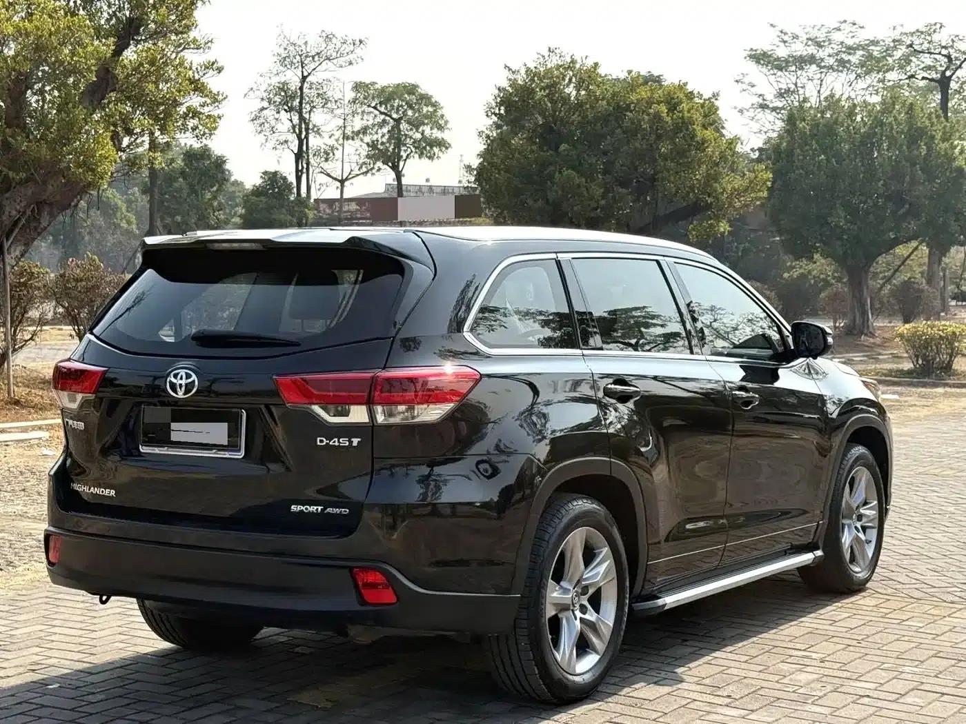 2021 Toyota Highlander 2.0T AWD Luxury 7-seater — миниатюра 5