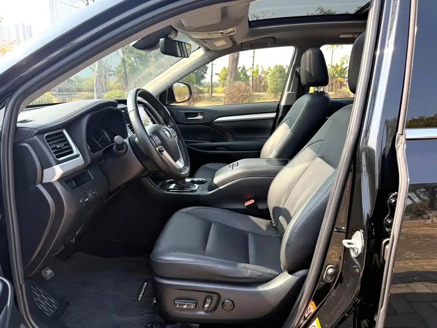 2021 Toyota Highlander 2.0T AWD Luxury 7-seater — миниатюра 7