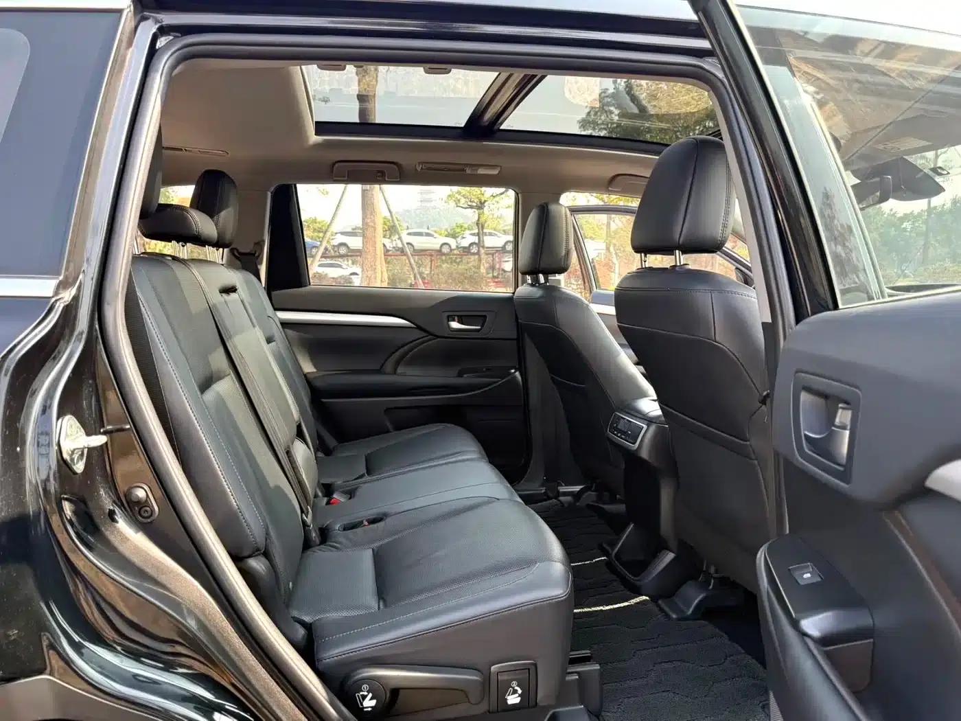 2021 Toyota Highlander 2.0T AWD Luxury 7-seater — миниатюра 8