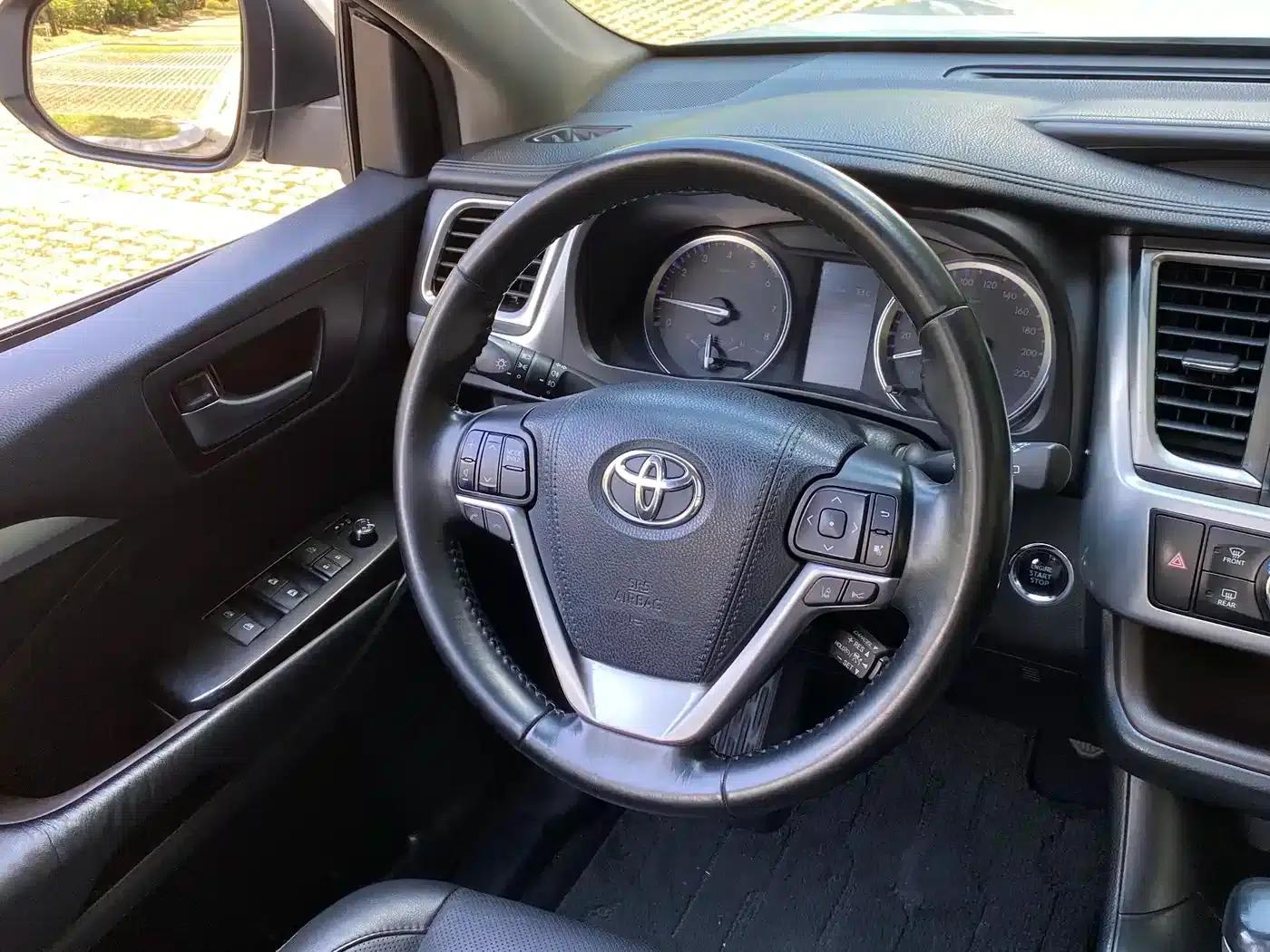 2018 Toyota Highlander 2.0T 4WD Premium Edition 7-seater (National V Emission Standard) — миниатюра 19