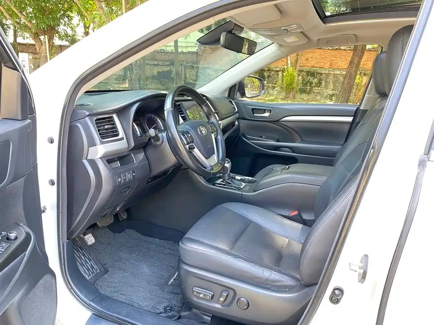 2018 Toyota Highlander 2.0T 4WD Premium Edition 7-seater (National V Emission Standard) — миниатюра 4