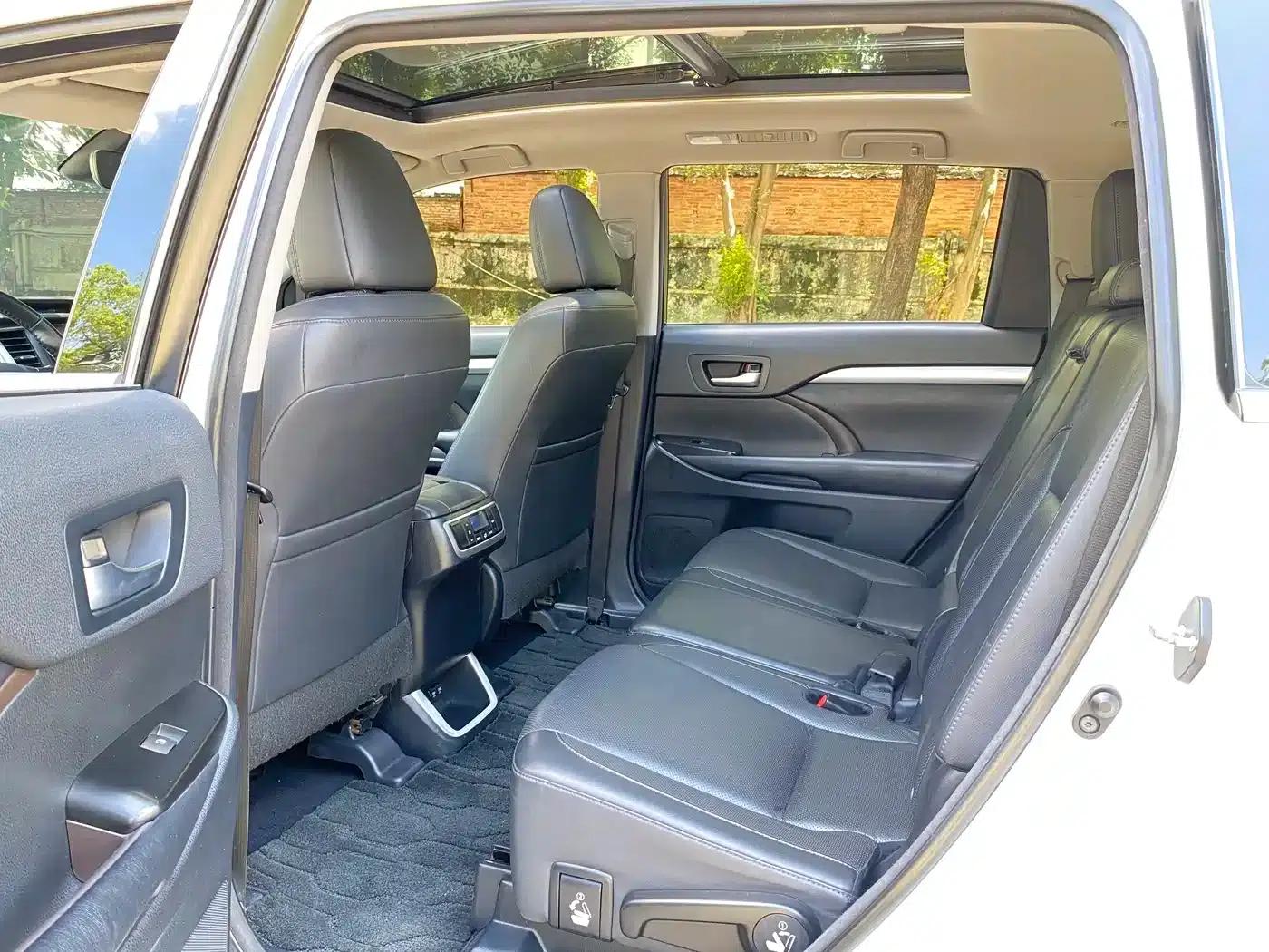 2018 Toyota Highlander 2.0T 4WD Premium Edition 7-seater (National V Emission Standard) — миниатюра 6