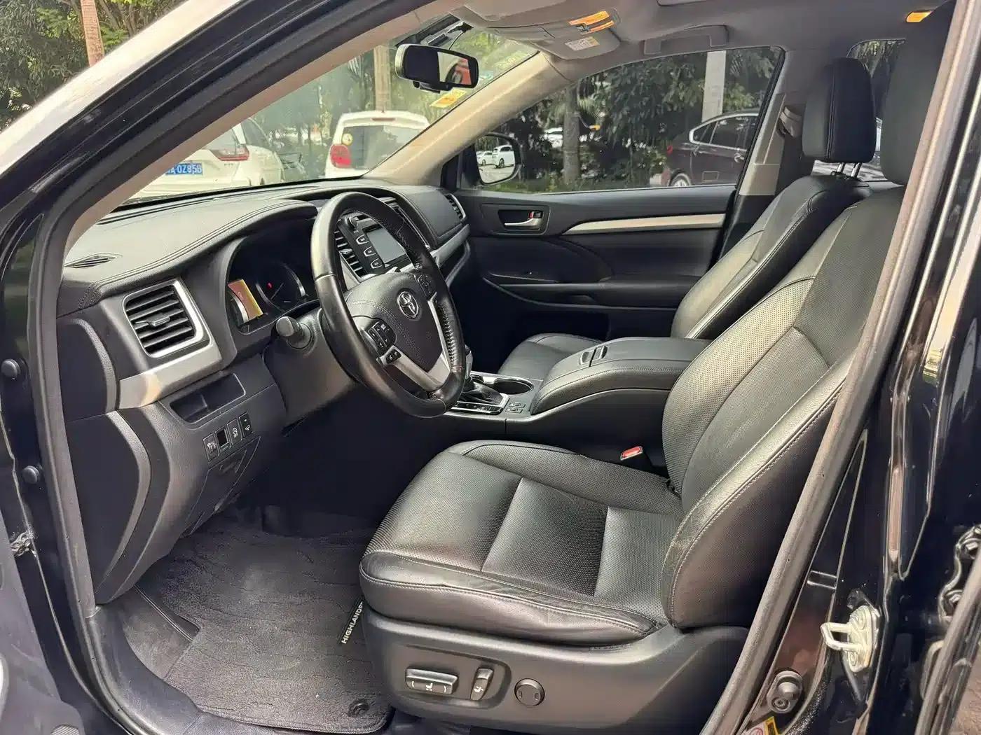 2015 Highlander 2.0T AWD Luxury 7-seater — миниатюра 6