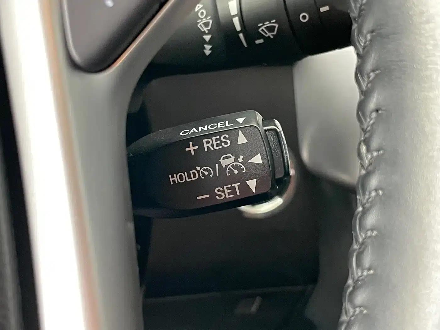 2021 Toyota Highlander 2.0T AWD Premium Edition (7-seater) — миниатюра 23