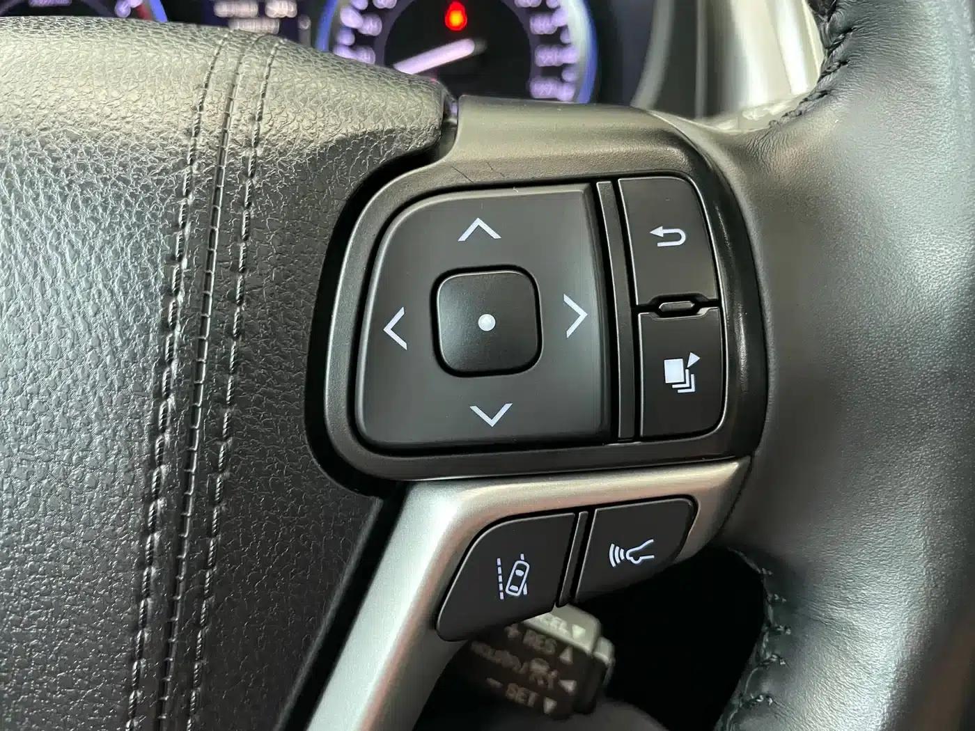 2021 Toyota Highlander 2.0T AWD Premium Edition (7-seater) — миниатюра 27