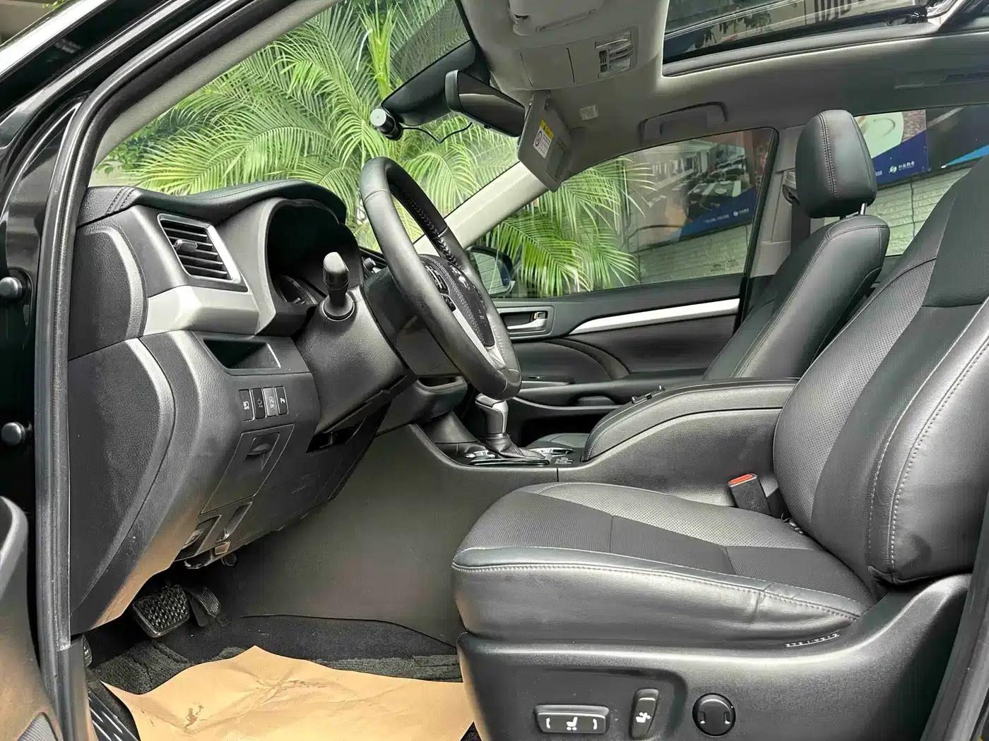 2018 Toyota Highlander 2.0T AWD Luxury 7-seater (China VI Emission Standard) — миниатюра 12