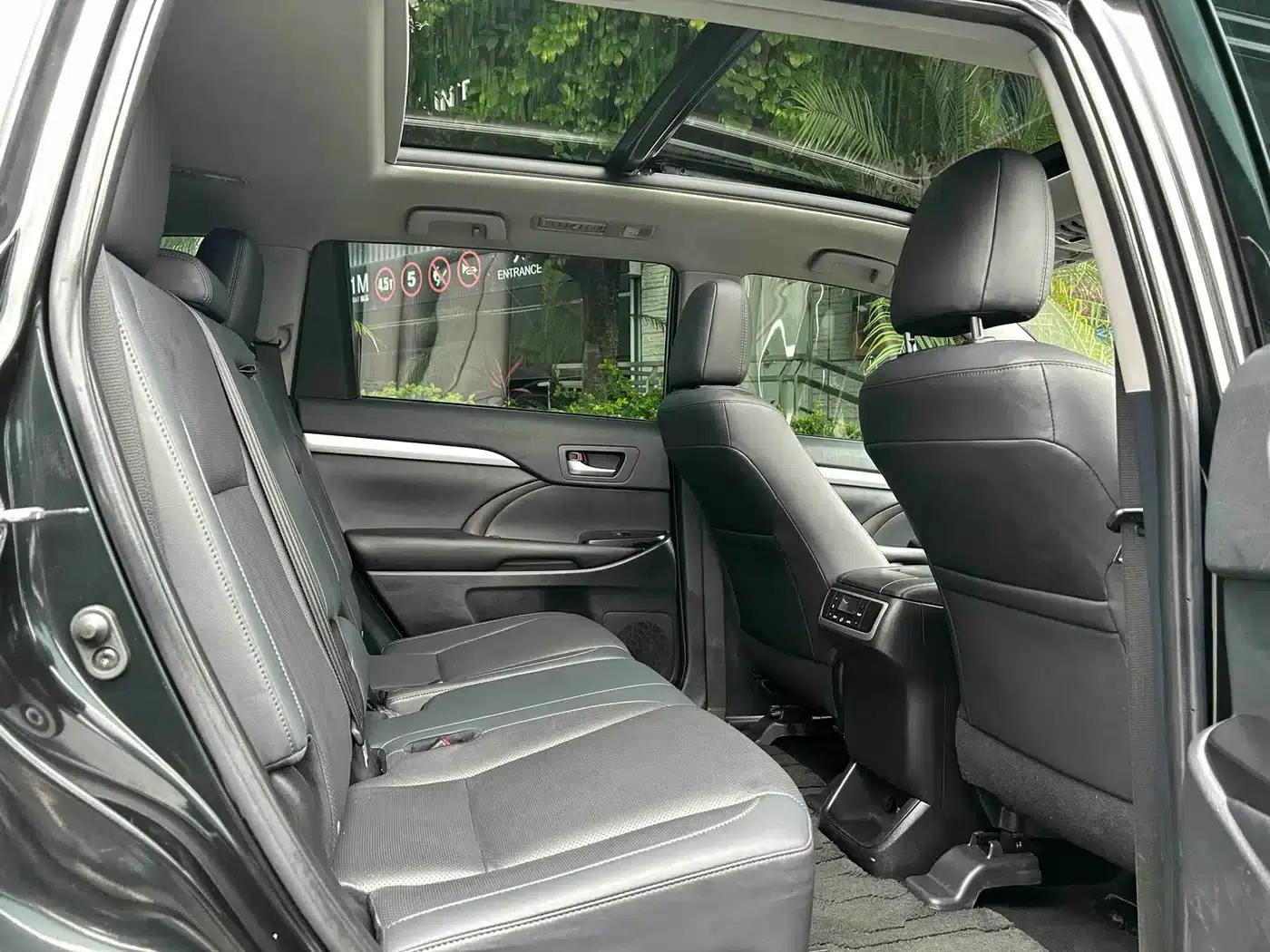 2018 Toyota Highlander 2.0T AWD Luxury 7-seater (China VI Emission Standard) — миниатюра 19
