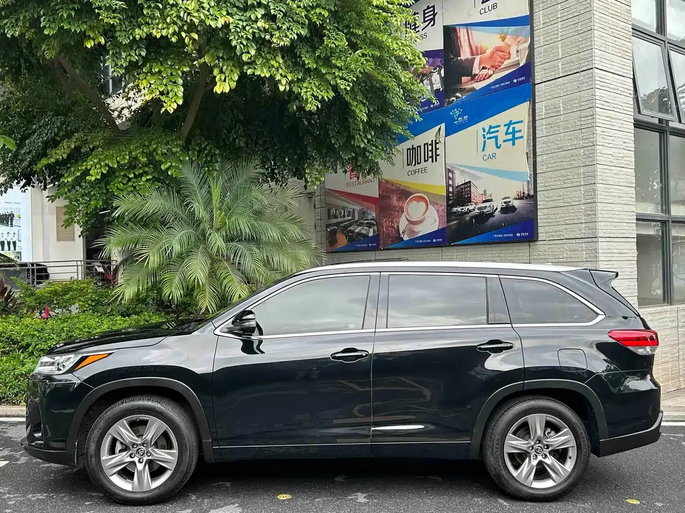 2018 Toyota Highlander 2.0T AWD Luxury 7-seater (China VI Emission Standard) — миниатюра 3