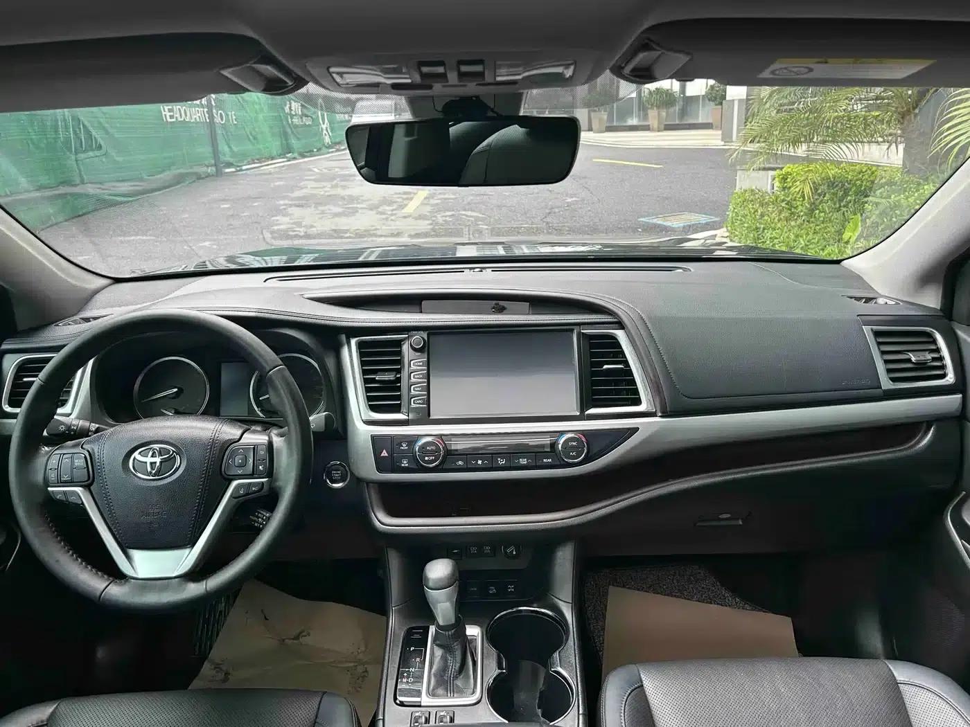 2018 Toyota Highlander 2.0T AWD Luxury 7-seater (China VI Emission Standard) — миниатюра 4