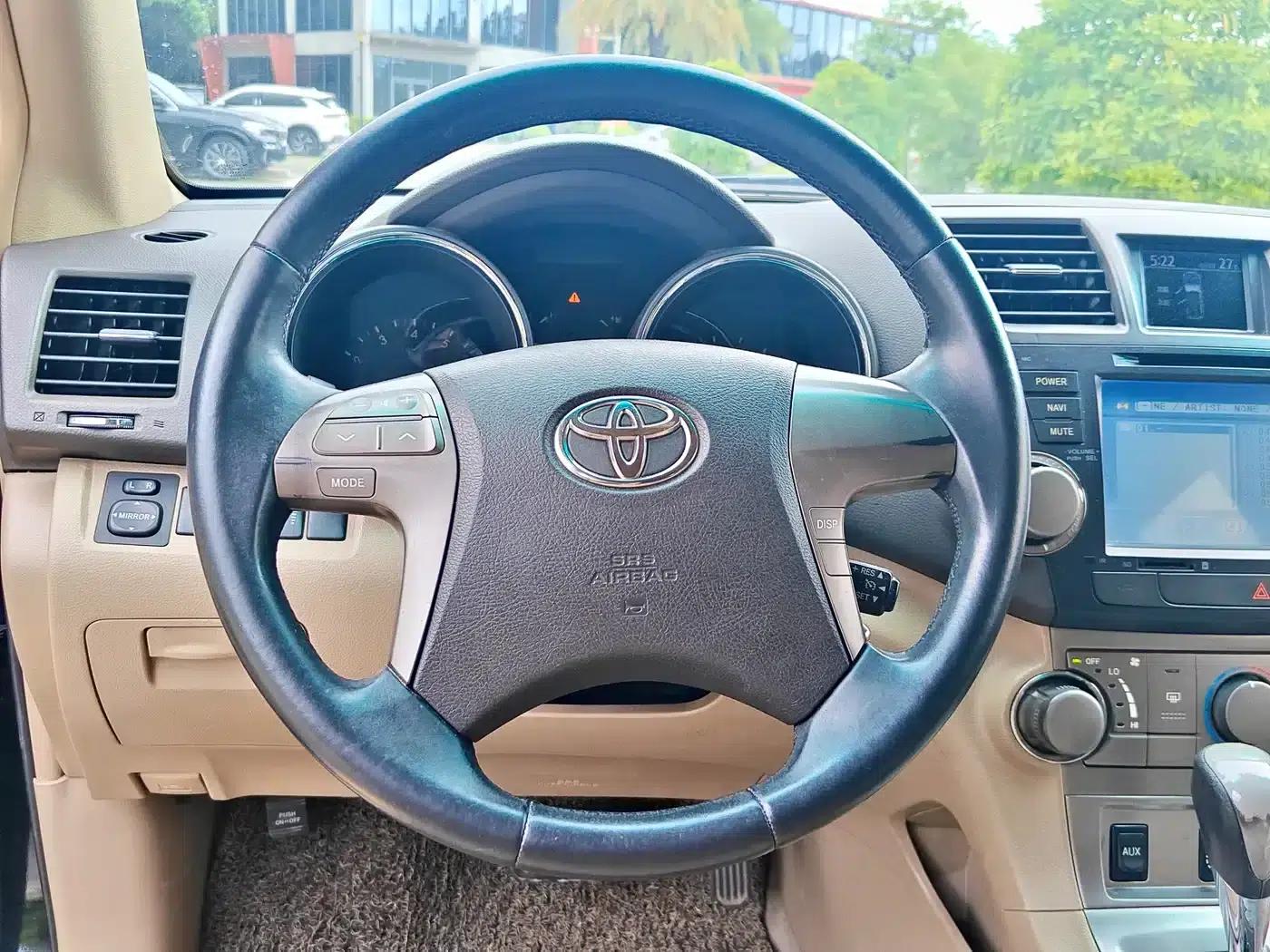 Highlander 2009 2.7L 2WD 5-seater Sport Edition — миниатюра 18