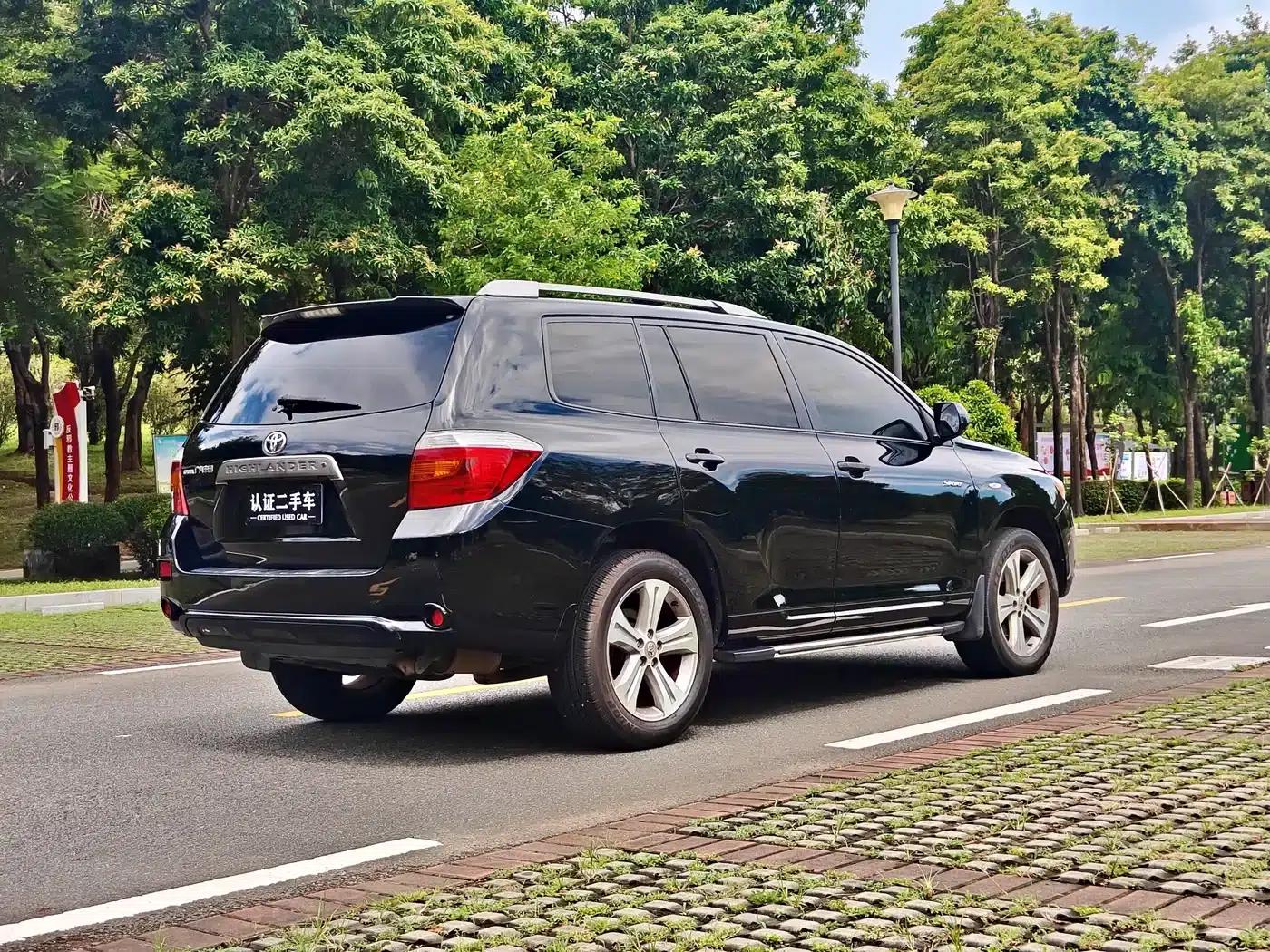 Highlander 2009 2.7L 2WD 5-seater Sport Edition — миниатюра 6