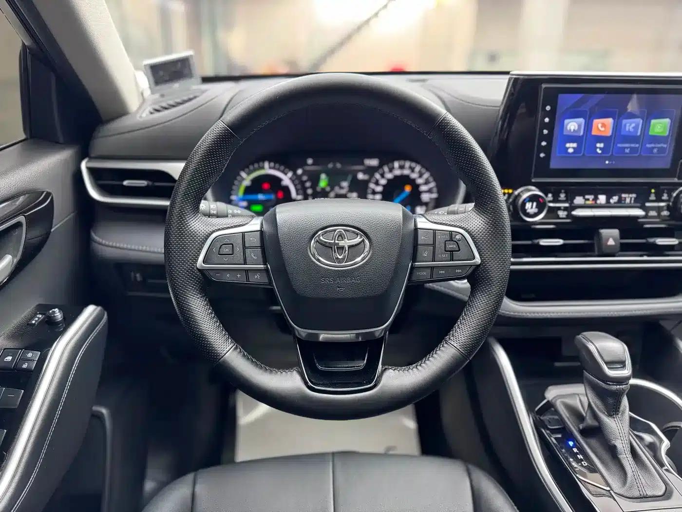 2023 Toyota Highlander 2.5L Intelligent Hybrid Dual-Motor AWD Luxury Edition 7-Seater — миниатюра 10