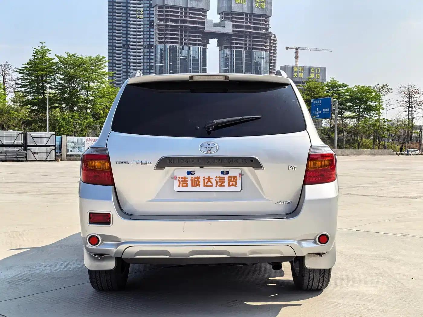 Highlander 2009 2.7L 2WD 7-seater Luxury Edition — миниатюра 16