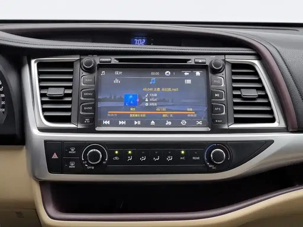 2017 Highlander 2.0T AWD Elite Edition 7-seater — миниатюра 12