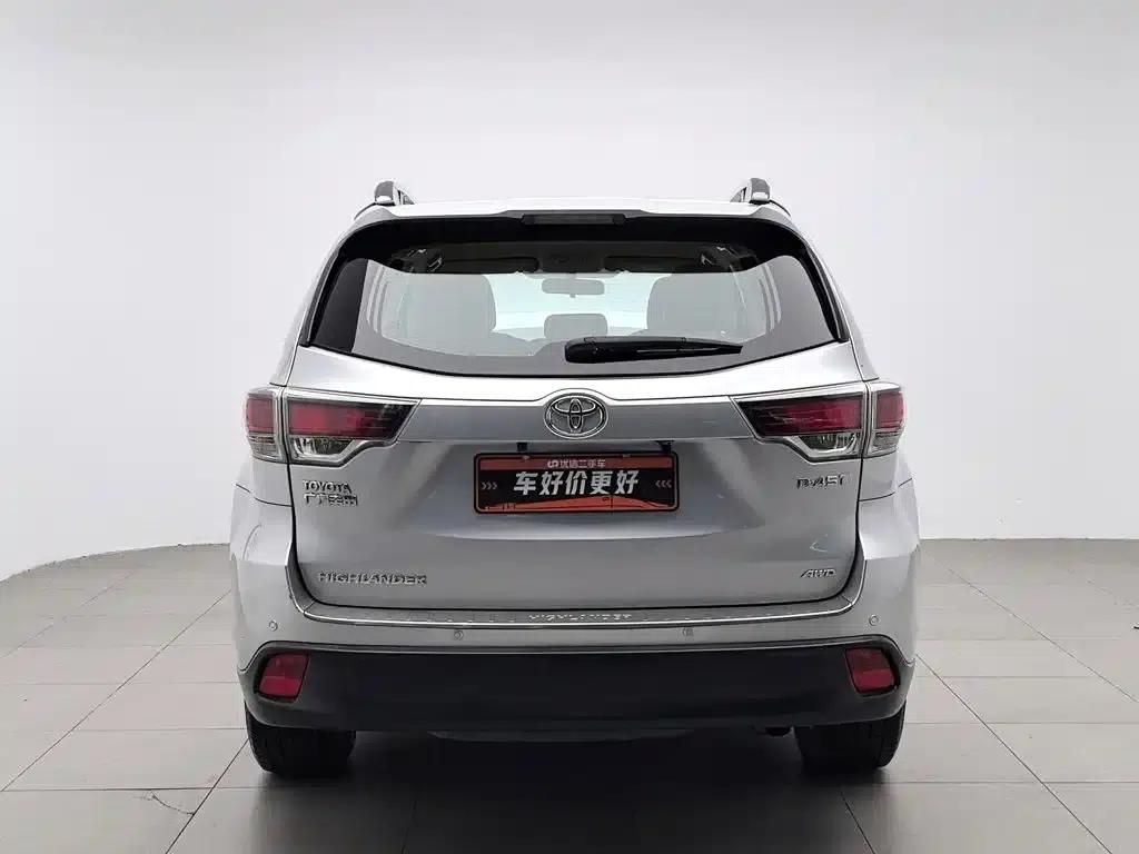 2017 Highlander 2.0T AWD Elite Edition 7-seater — миниатюра 4